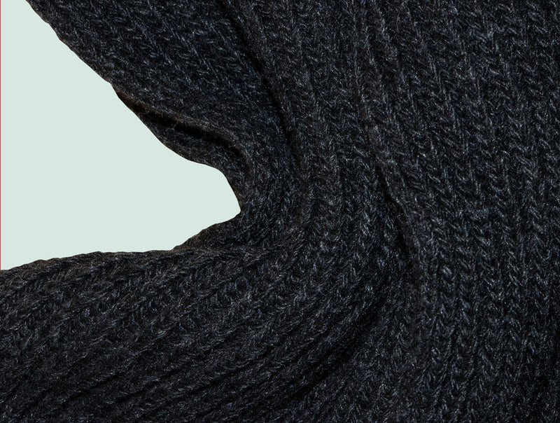 Pétrone écharpe homme zoom gris anthracite chiné#couleur_gris-anthracite-chiné