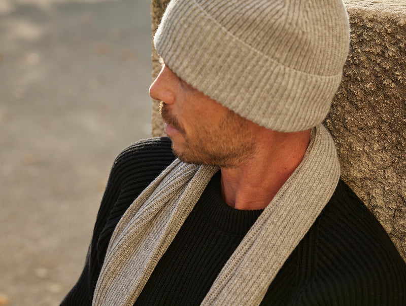 Pétrone écharpe homme gris clair chiné#couleur_gris-chiné-clair