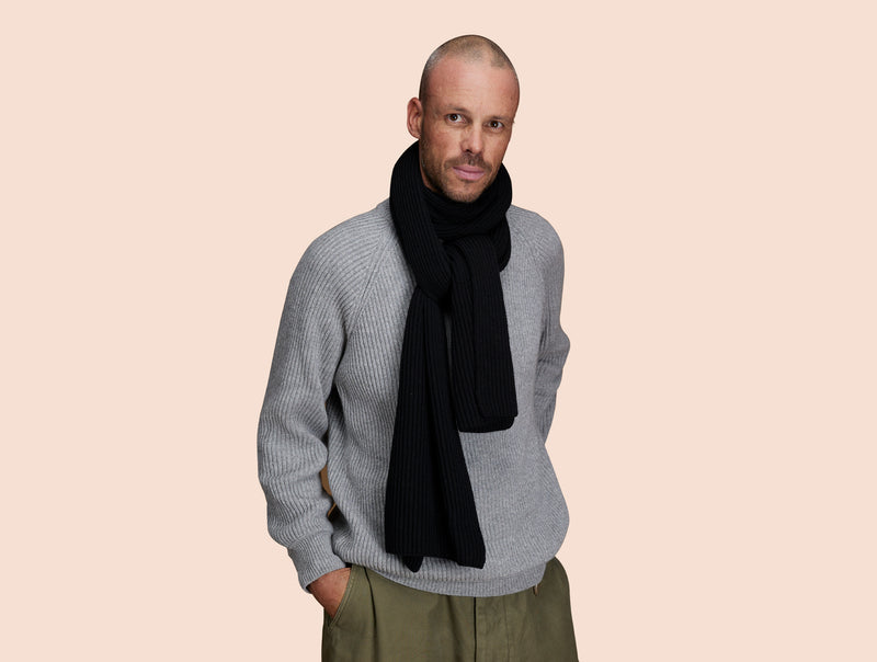 Pétrone écharpe homme zoom noir#couleur_noir