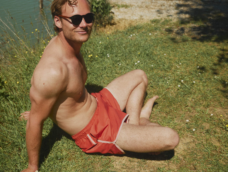 Pétrone short bain polyester recyclé rouille homme#couleur_rouille