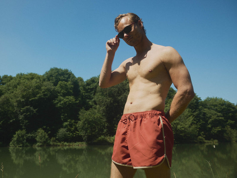 Pétrone short bain polyester recyclé rouille homme#couleur_rouille