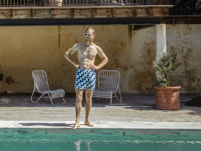 Pétrone short bain polyester recyclé vagues bleues homme#couleur_vagues-bleues