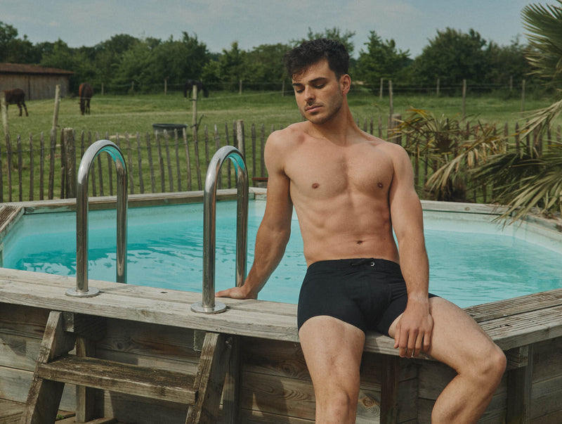 Pétrone shorty bain econyl noir homme#couleur_noir