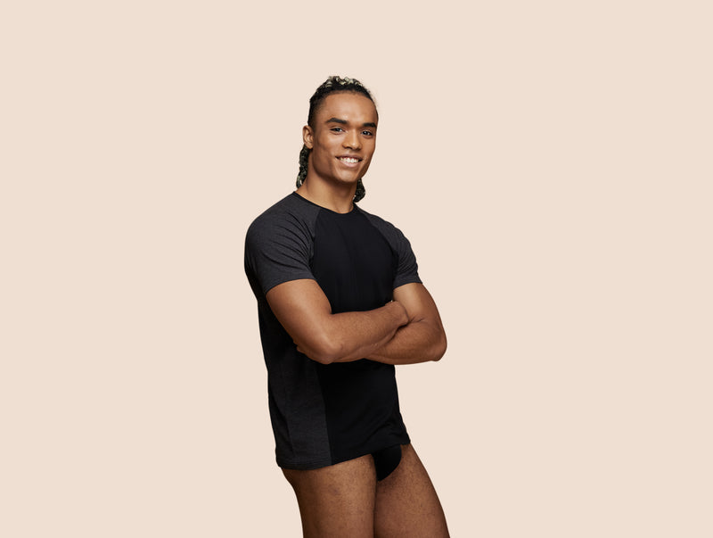 Pétrone T-shirt sport tencel noir - gris anthracite homme trois quart#couleur_noir-gris-anthracite