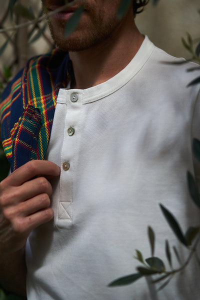 Pétrone Henley manches courtes coton bio blanc crème homme