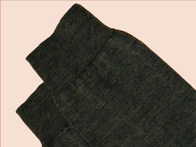 Pétrone chaussettes laine mérinos vert kaki homme#couleur_vert-kaki