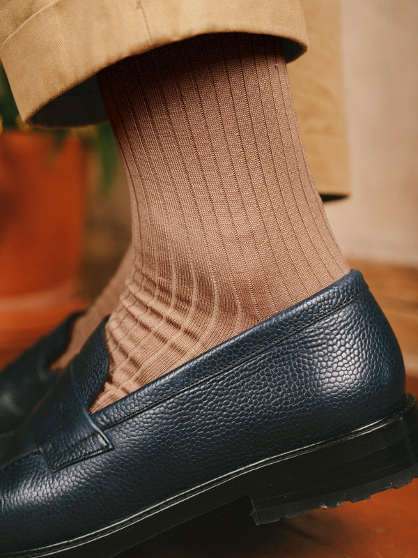 Pétrone chaussettes côtelées mi-mollet en fil d'Ecosse italien taupe hommes#couleur_taupe