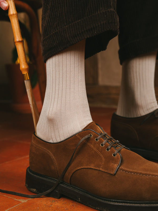 Pétrone chaussettes côtelées mi-mollet en fil d'Ecosse italien beige hommes#couleur_beige