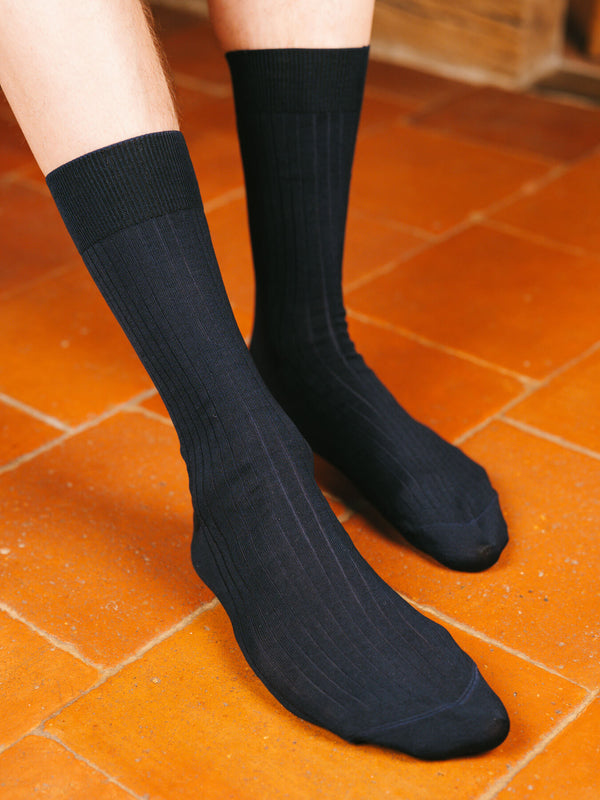 Pétrone chaussettes côtelées mi-mollet en fil d'Ecosse italien bleu marine hommes#couleur_bleu-marine