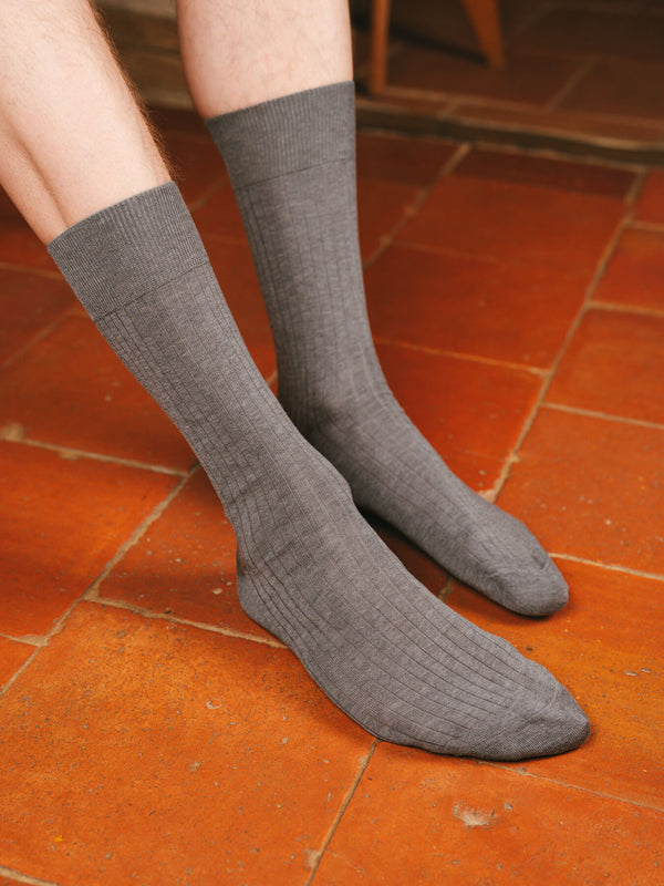 Pétrone chaussettes côtelées mi-mollet en fil d'Ecosse italien gris hommes#couleur_gris-moyen-chiné