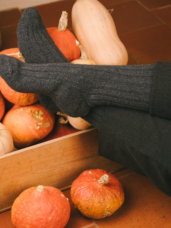 Pétrone chaussettes chaudes côtelées laine mérinos gris anthracite femme#couleur_gris-anthracite