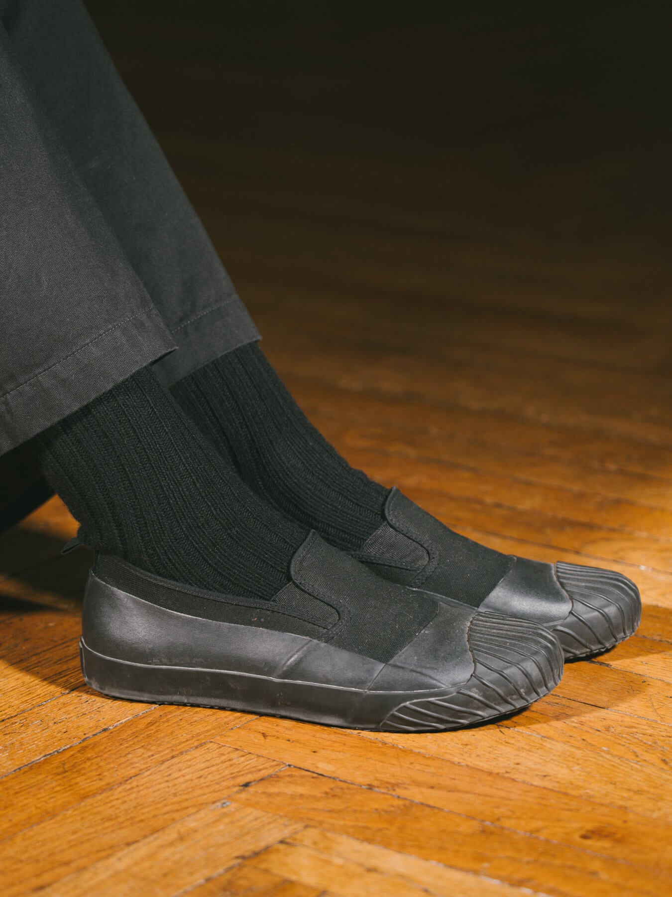 Pétrone chaussettes chaudes côtelées laine mérinos noir homme#couleur_noir