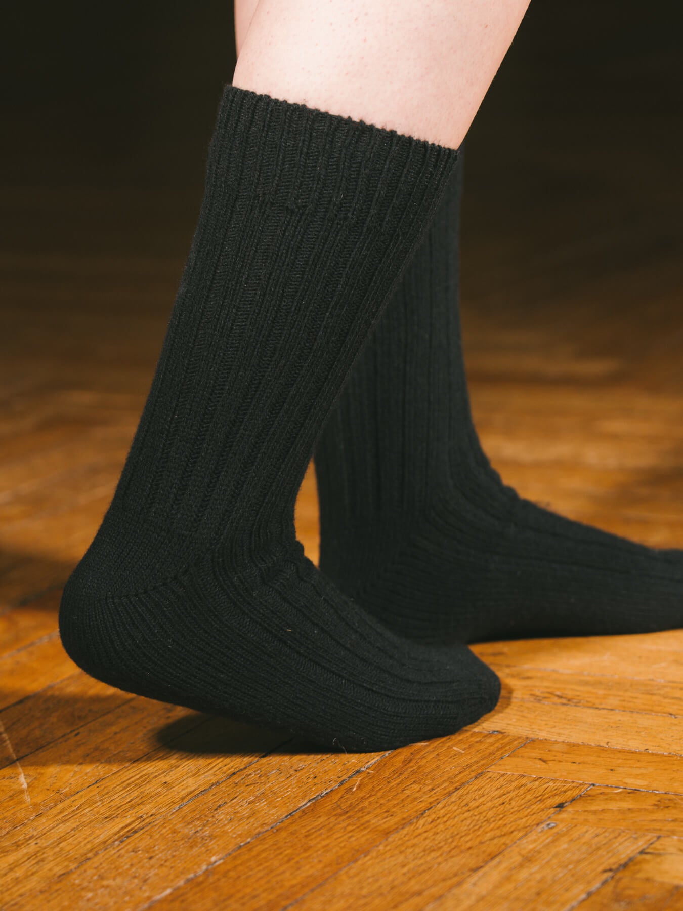 Pétrone chaussettes chaudes côtelées laine mérinos noir femme#couleur_noir