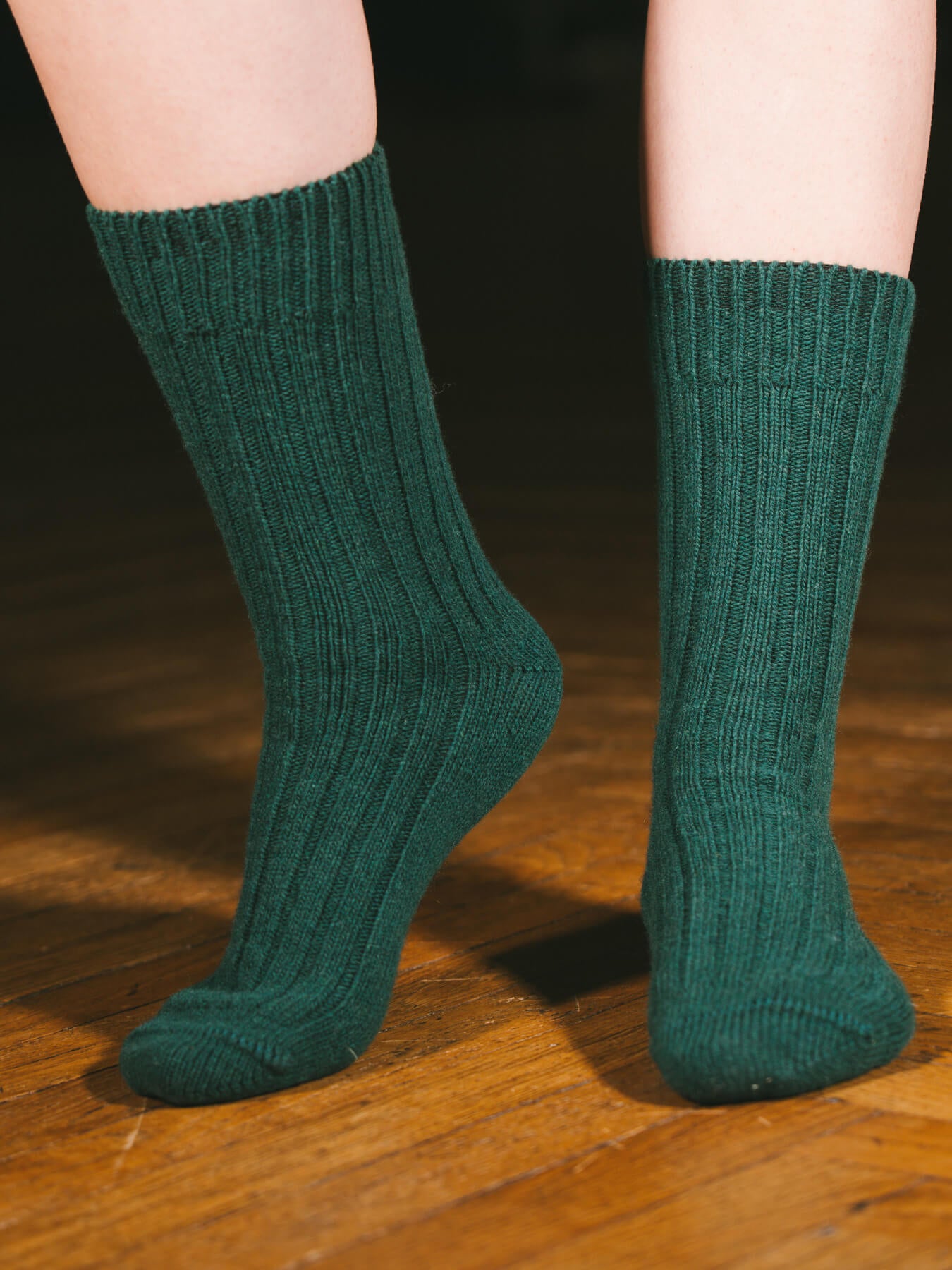 Pétrone chaussettes chaudes côtelées laine mérinos vert femme#couleur_vert