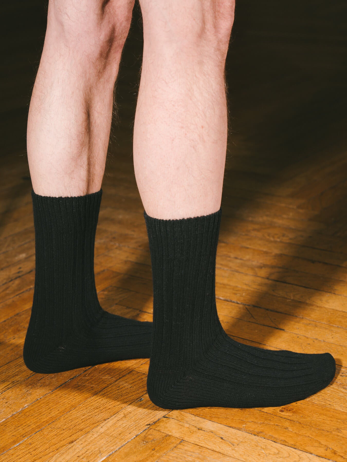 Pétrone chaussettes chaudes côtelées laine mérinos noir homme#couleur_noir