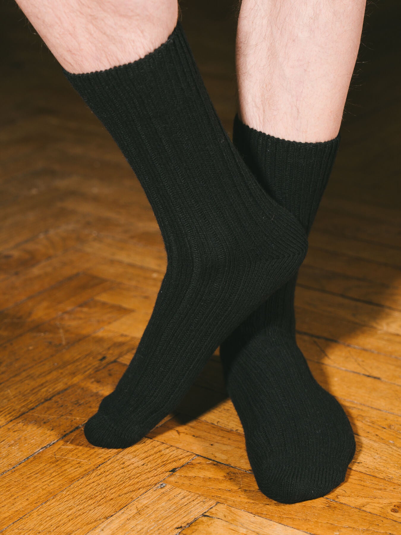 Pétrone chaussettes chaudes côtelées laine mérinos noir homme#couleur_noir