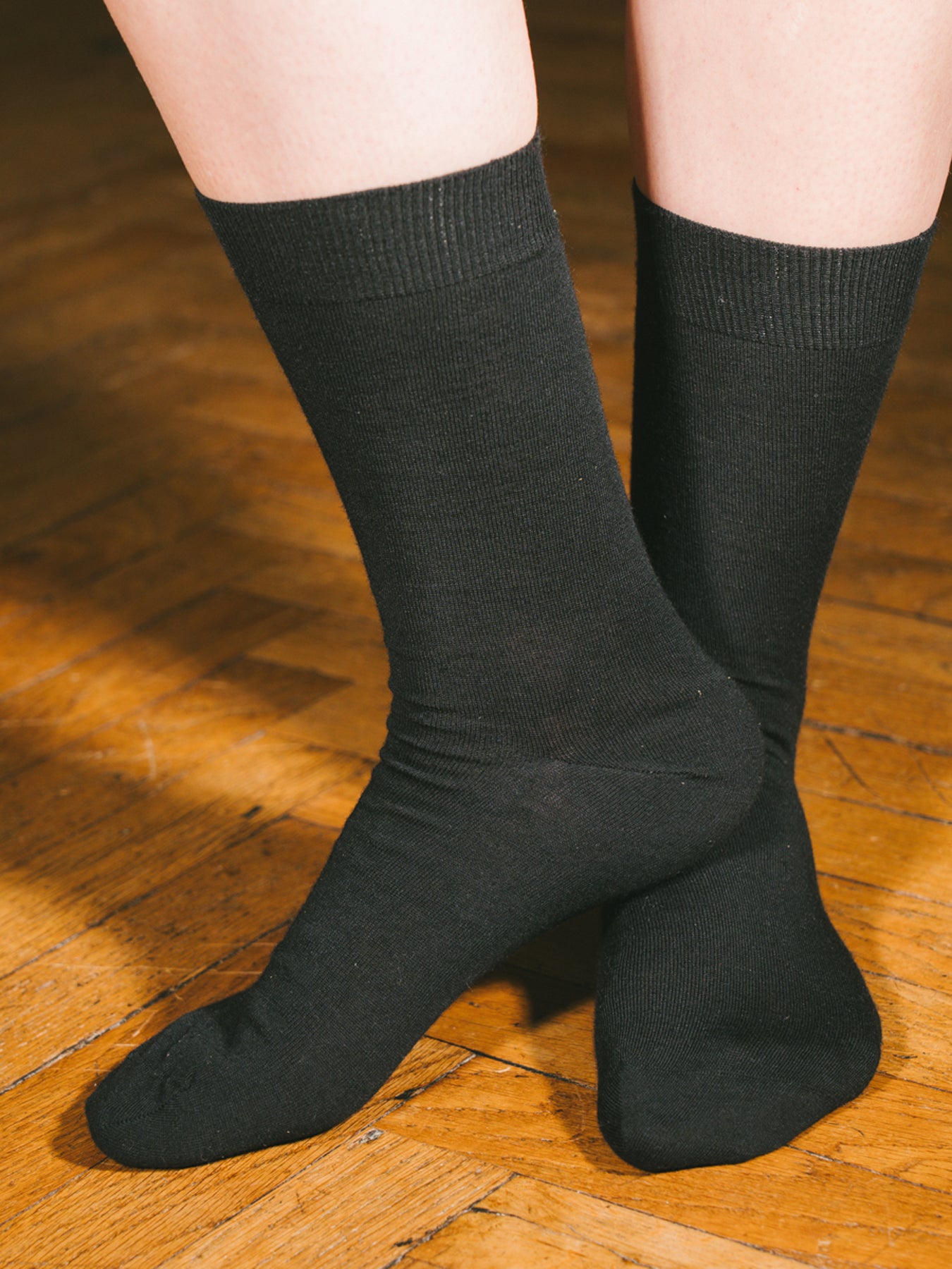Pétrone chaussettes laine mérinos noir femme#couleur_noir