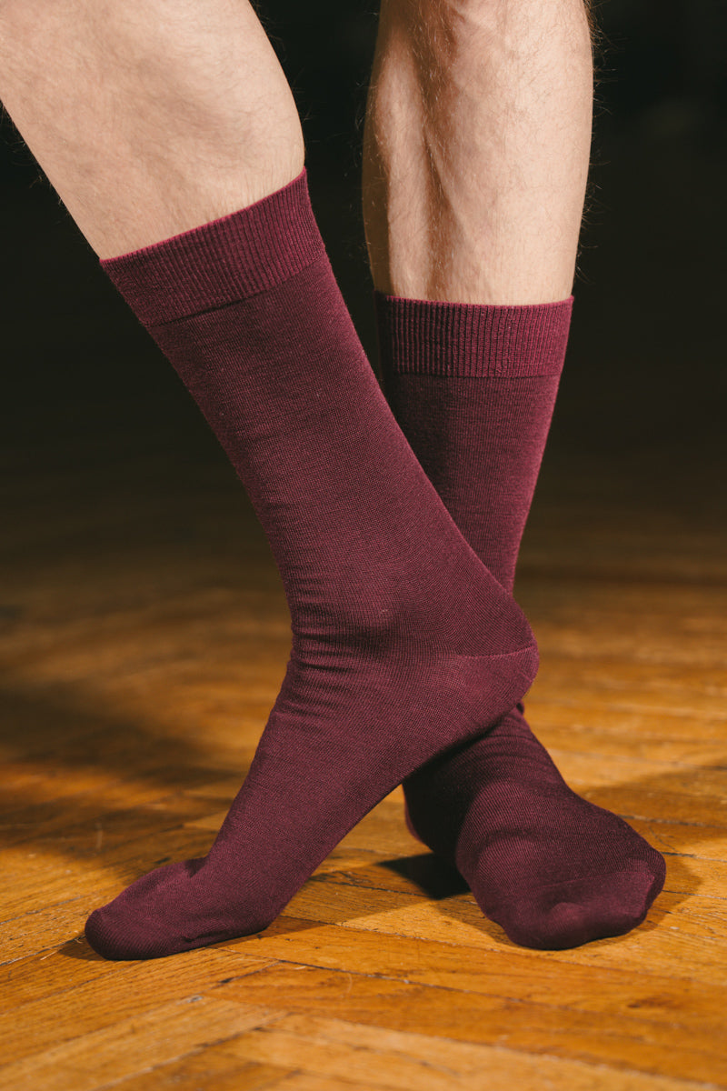 Pétrone chaussettes laine mérinos bordeaux foncé homme vignette