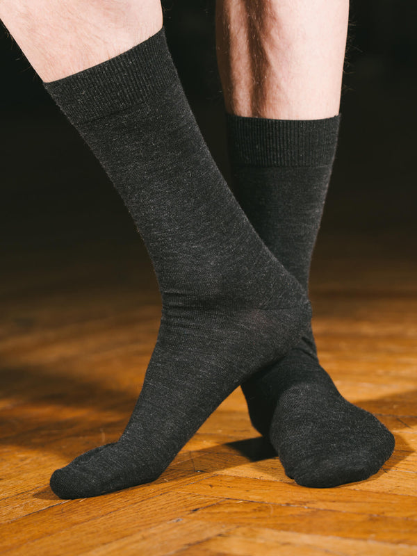 Pétrone chaussettes laine mérinos gris anthracite homme#couleur_gris-anthracite-chiné