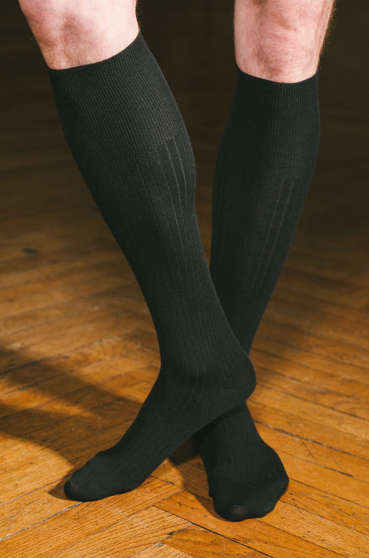 Pétrone mi-bas laine mérinos noir homme