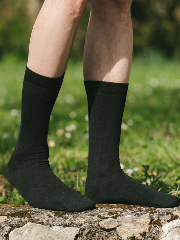Pétrone chaussettes lin coton noir homme#couleur_noir