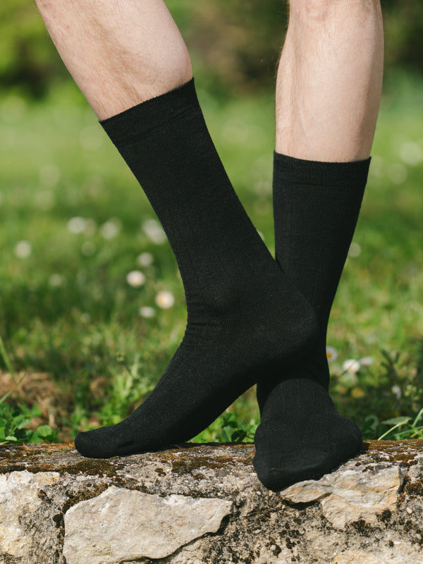 Pétrone chaussettes lin coton noir homme#couleur_noir