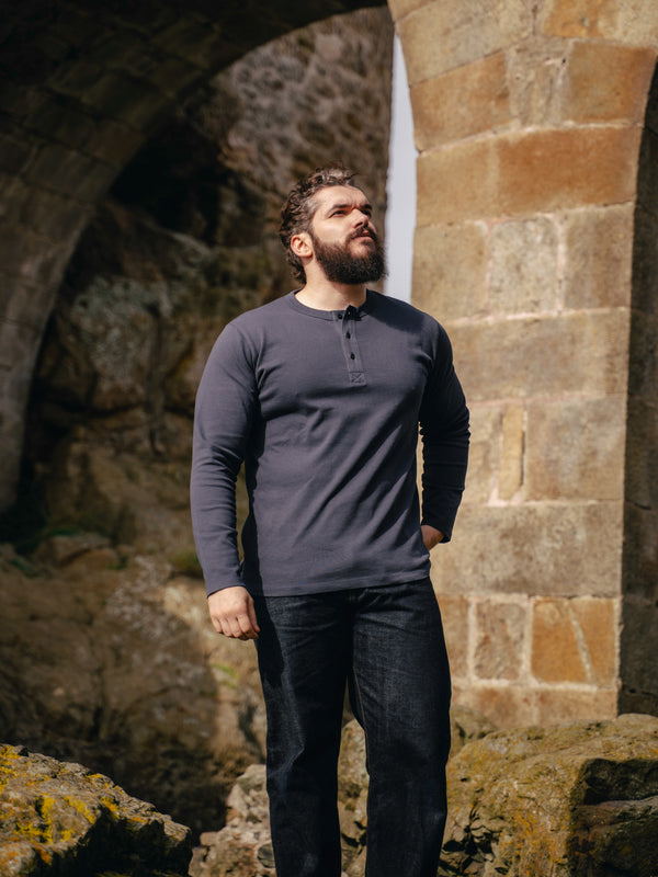 Pétrone Henley cormac manches longues coton bio bleu marine homme#couleur_bleu-marine
