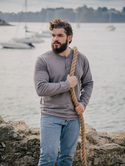 Pétrone Henley cormac manches longues coton bio gris moyen homme#couleur_gris-moyen-chiné