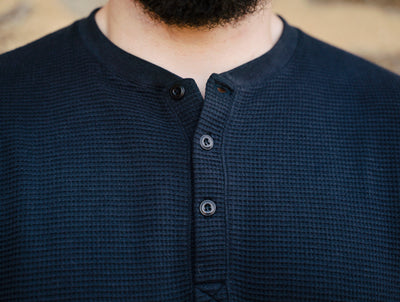 Pétrone Henley cormac manches courtes coton bio Tencel bleu marine homme#couleur_bleu-marine