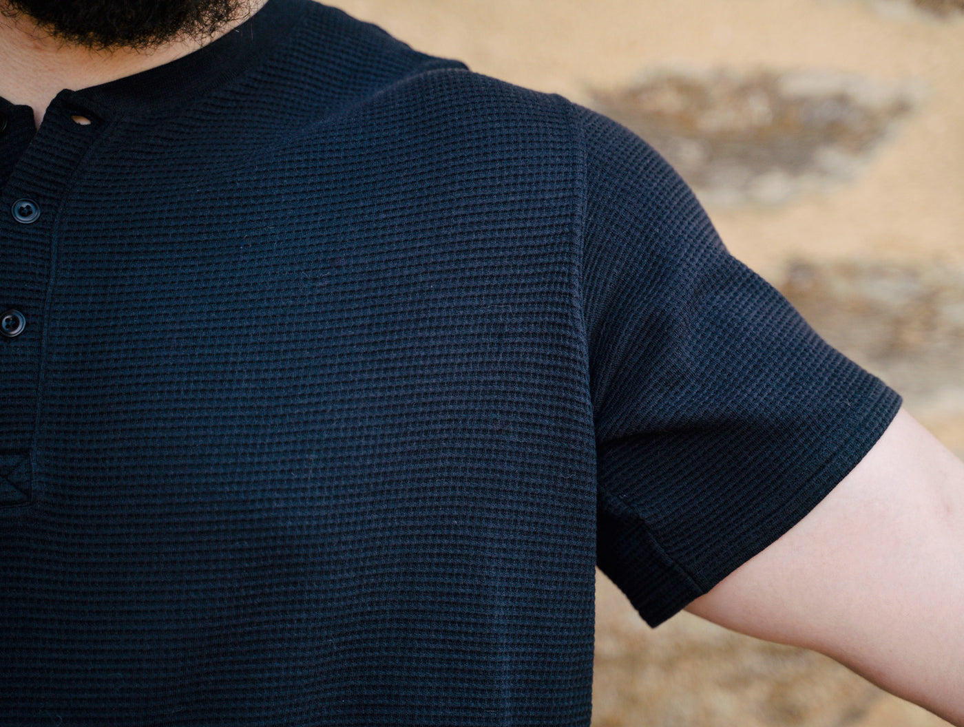 Pétrone Henley cormac manches courtes coton bio Tencel bleu marine homme#couleur_bleu-marine
