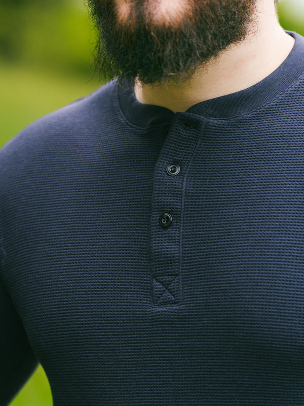 Pétrone Henley cormac manches longues coton bio Tencel bleu marine homme#couleur_bleu-marine