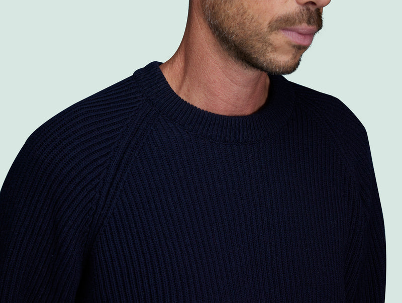Pétrone Pull Réconfortant bleu marine homme zoom#couleur_bleu-marine