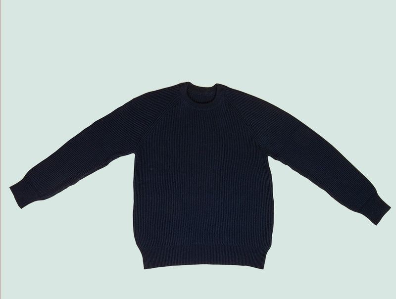 Pétrone Pull Réconfortant bleu marine homme face#couleur_bleu-marine