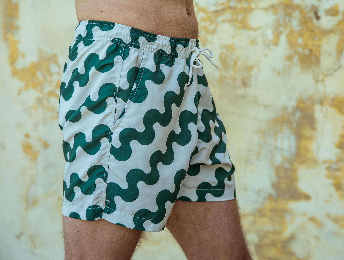 Pétrone short bain polyester recyclé vagues vertes homme#couleur_vagues-vertes