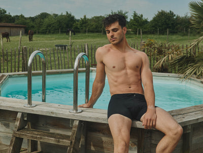 Pétrone shorty bain econyl noir homme#couleur_noir