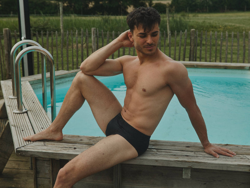 Pétrone slip bain econyl noir homme#couleur_noir