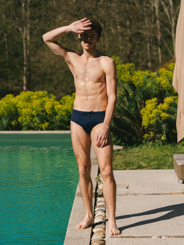 Pétrone slip bain econyl bleu marine homme#couleur_bleu marine