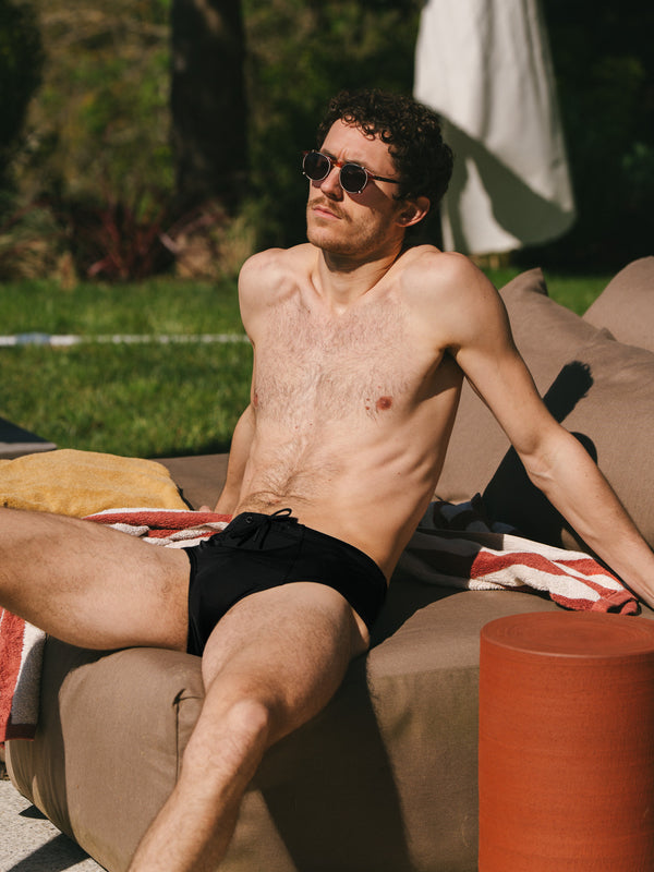 Pétrone slip bain econyl noir homme#couleur_noir
