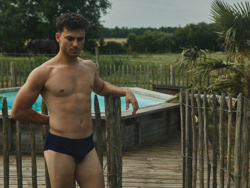 Pétrone slip bain econyl bleu marine homme#couleur_bleu marine