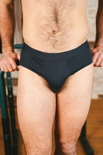 Pétrone slip sport tencel bleu marine homme 