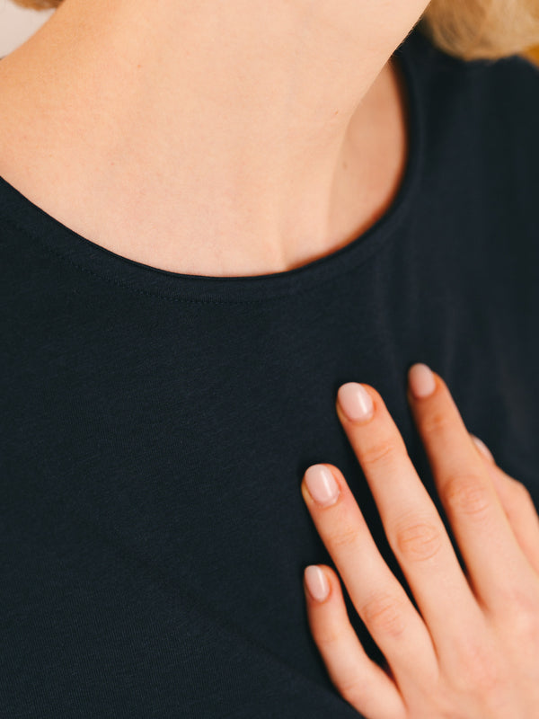 Pétrone t-shirt boxy coton bio tencel lyocell bleu marine femme#couleur_bleu-marine