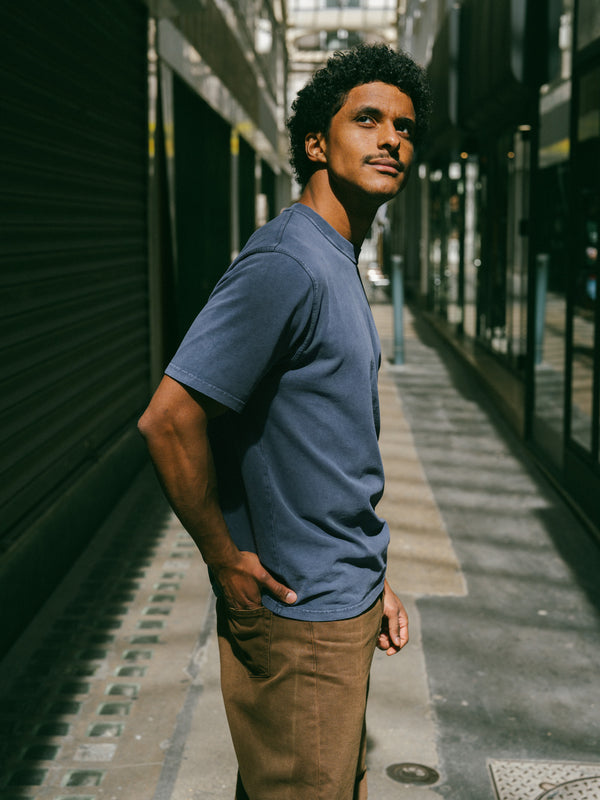 Pétrone T-shirt manches courtes coton bio tencel bleu pigment dye homme#couleur_bleu-délavé