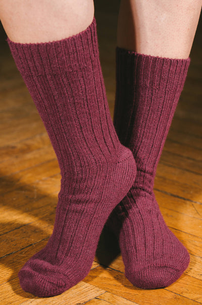 Pétrone chaussettes chaudes côtelées laine mérinos bordeaux foncé femme vignette