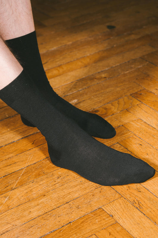 Pétrone chaussettes laine mérinos noir homme