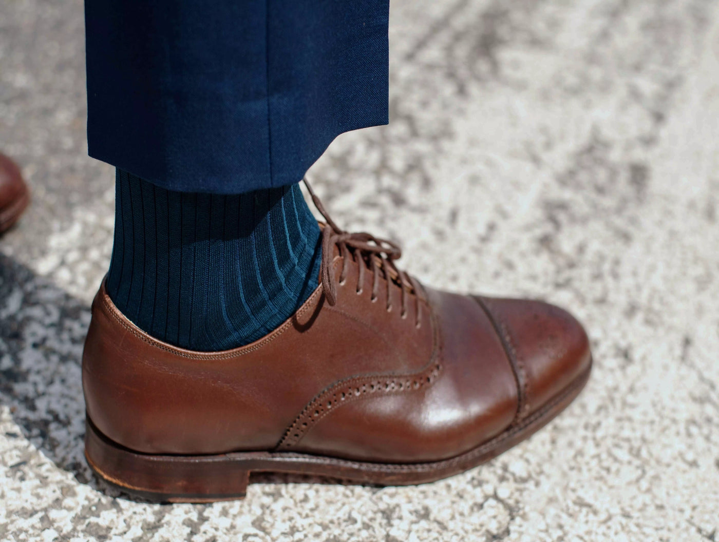 Pétrone chaussettes côtelées mi-mollet en fil d'Ecosse italien bleu acier hommes#couleur_bleu-acier
