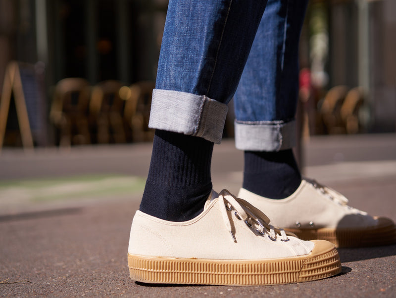 Petrone-chaussettes-tennis-coton-bio-unies-hautes-homme-bleu marine#couleur_bleu marine