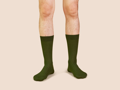 Pétrone chaussettes côtelées mi-mollet en fil d'Ecosse italien vert kaki hommes#couleur_vert-kaki