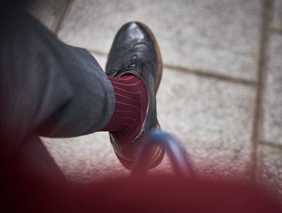 Pétrone chaussettes côtelées mi-mollet en fil d'Ecosse italien bordeaux hommes#couleur_bordeaux-foncé