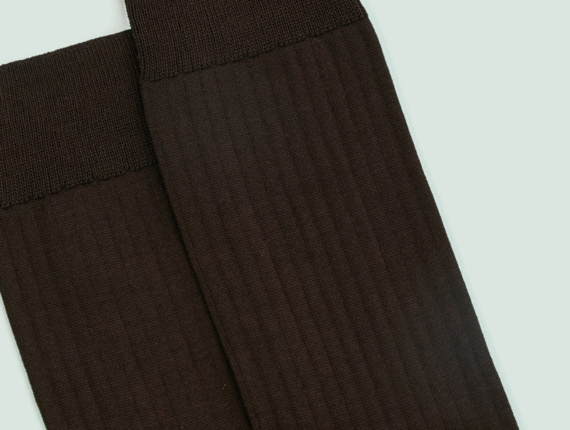 Pétrone chaussettes côtelées mi-mollet en fil d'Ecosse italien marron foncé hommes#couleur_marron-foncé