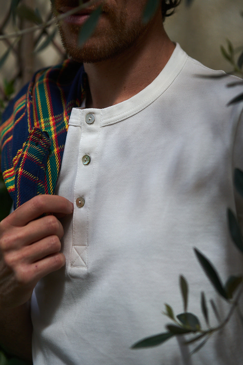 Pétrone Henley manches courtes coton bio blanc crème homme
